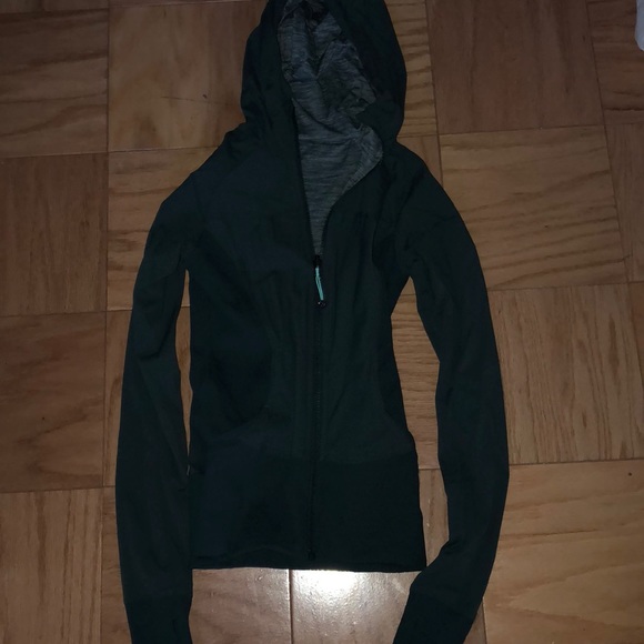 Lululemon jacket - Picture 3 of 3